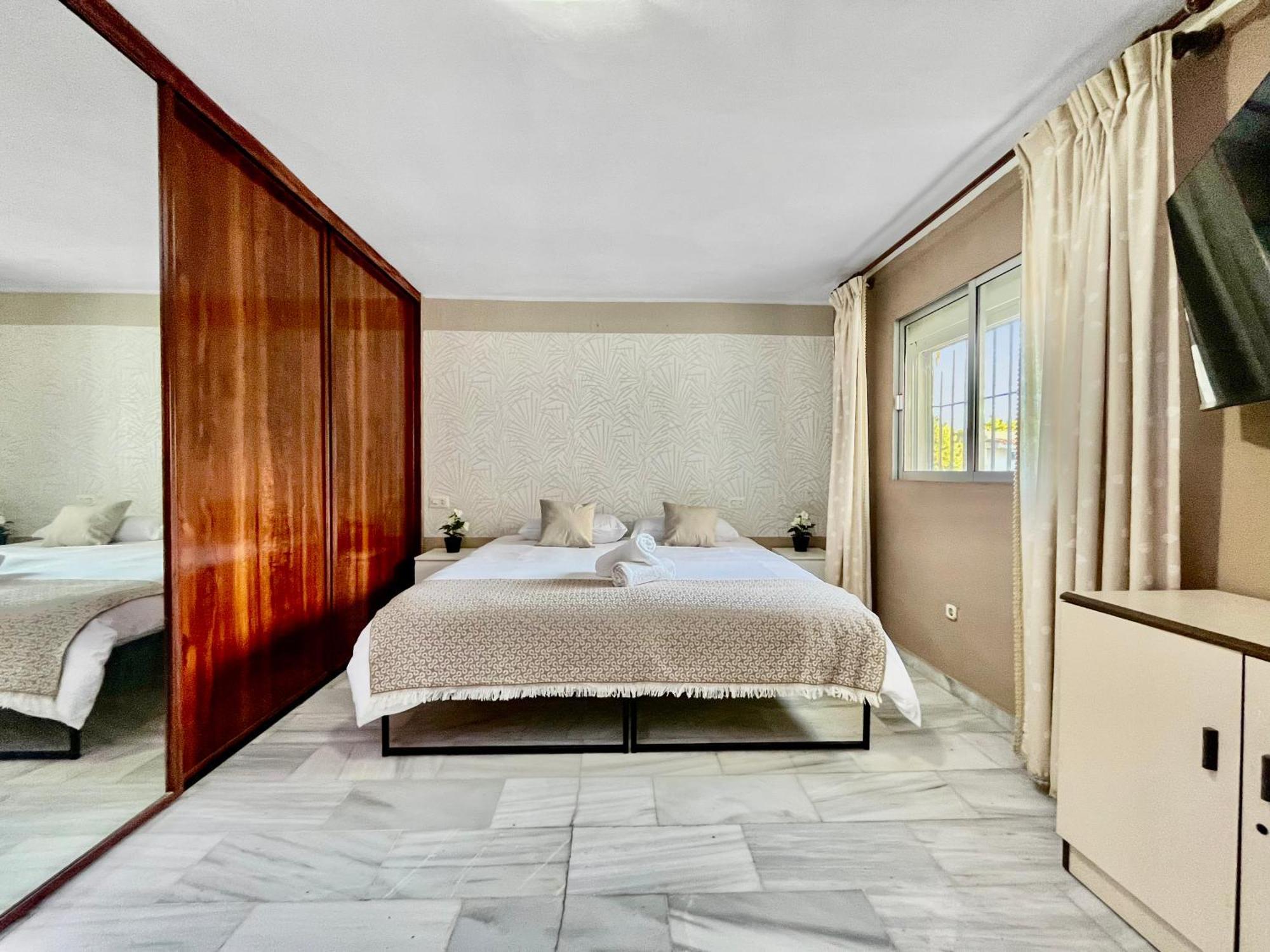 Villa San Patricio I Piscina Privada I Jacuzzi Spa I Bbq I Ps5 I Aire Acon I 3000M2 I 5Min-Centro Jerez de la Frontera Esterno foto